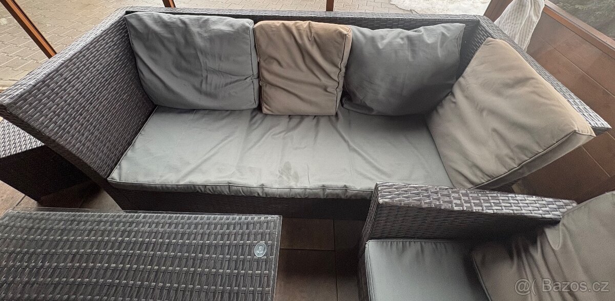 Zahradní ratanový nábytek - 9