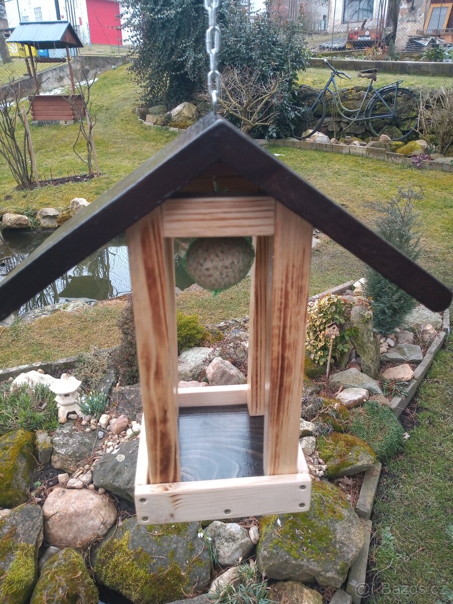 Krmítko, EKO nátěr, masivní dřevo, 100% ruční práce - 9