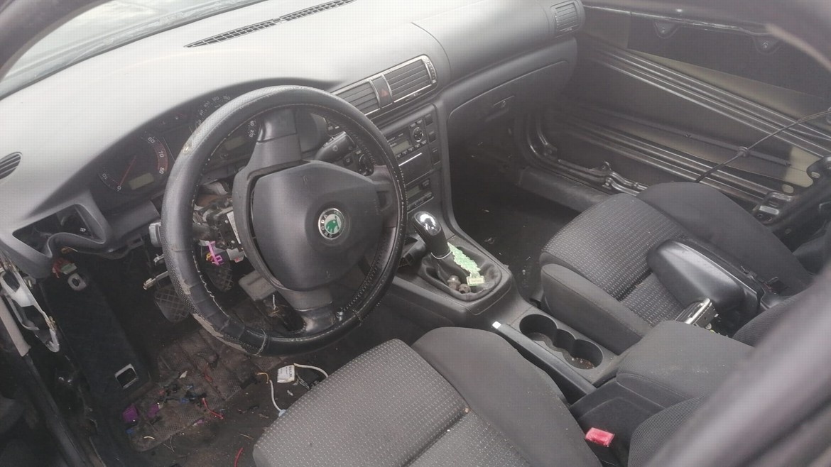 ND z Škoda Superb 1984.cm3 85.kw benzín r.v.2005 (K33) - 9