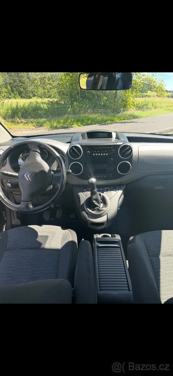 Citroen Berlingo 1,6-Blue-HDi-73kw - 2017 - 9