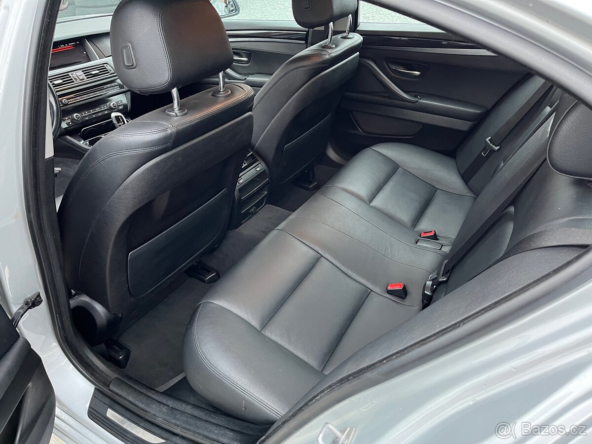 BMW Řada 5, 520i 135kw - 9
