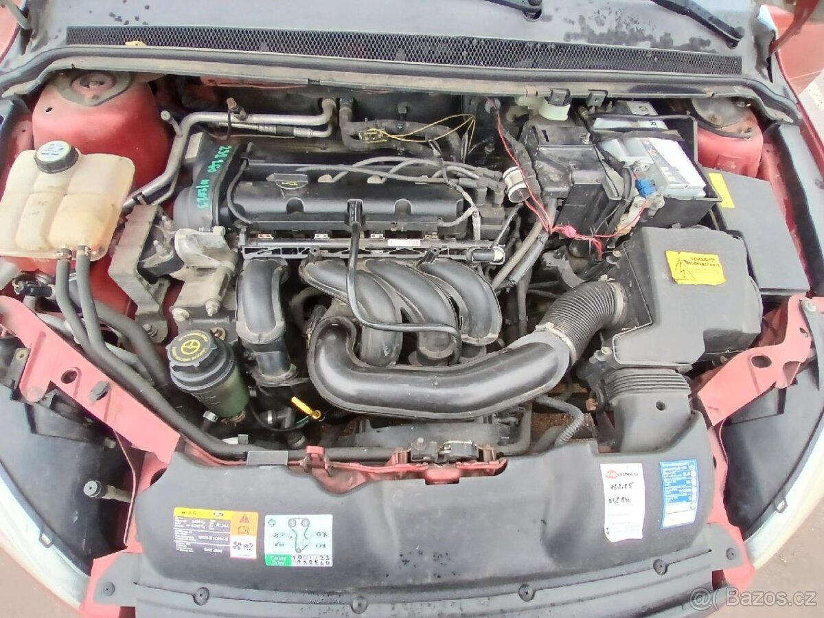 Ford Focus kombi 1,6 ;74KW,benzín,r.v 2007 - 9