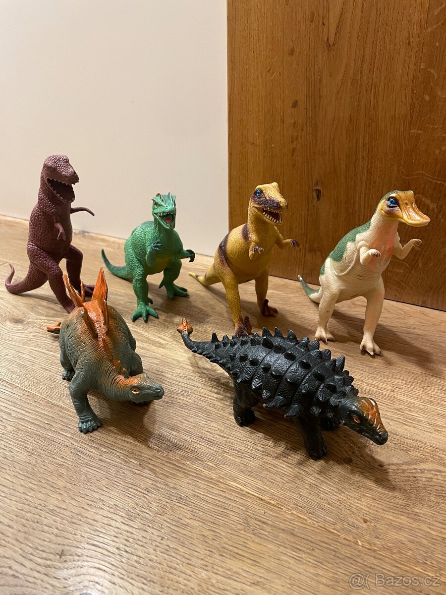 Sada dinosaurů - 9