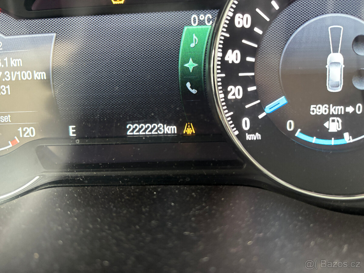 Ford S max 2.0 Tdci 110kW, Titanium, 2016, 7 míst, rozvody - 9