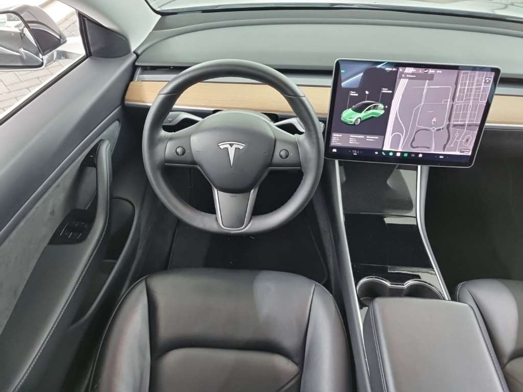 Tesla model 3 Dual Motor, long Range 2020 včetně DPH - 9