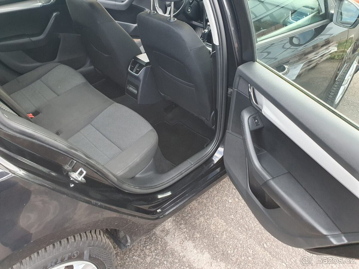 Škoda Octavia combi Ambition 1,2 TSi - 1. majitel - 9