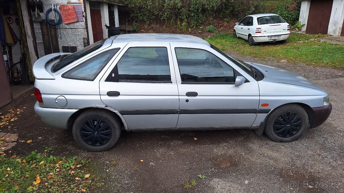 Ford escort - 9