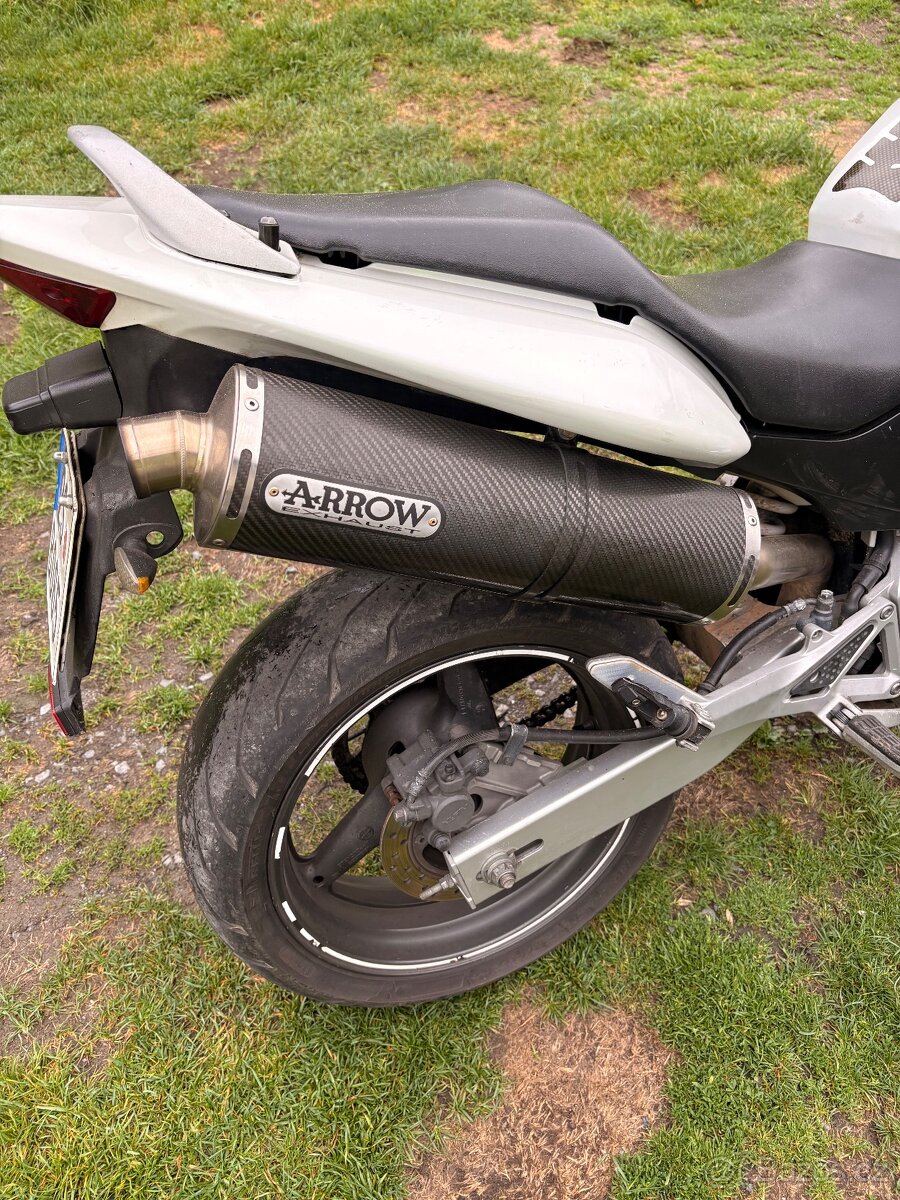 Honda cb600f - 9