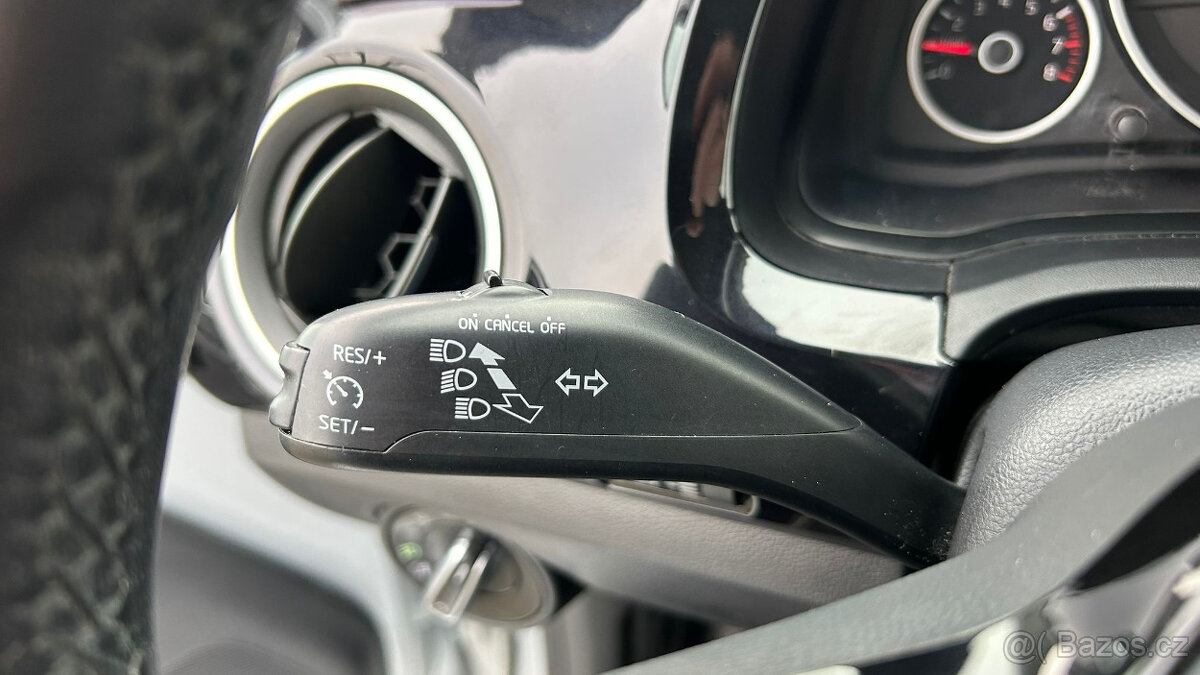 Volkswagen up 1.0 MPI 2012 manuál - 9