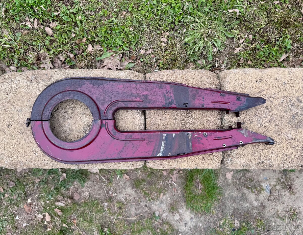 ČZ 125 175 250 - kryt řetězu - 9