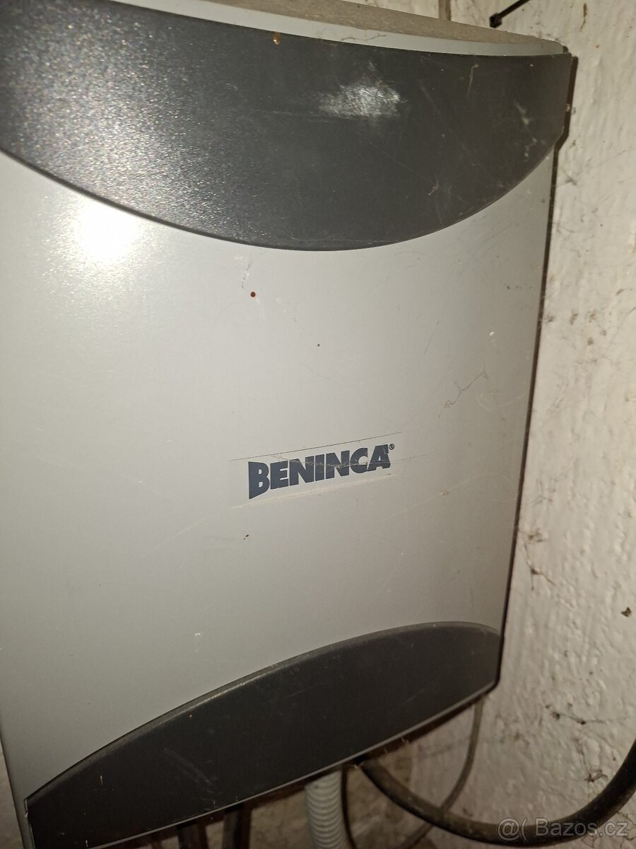 Vjezdová brána - 9