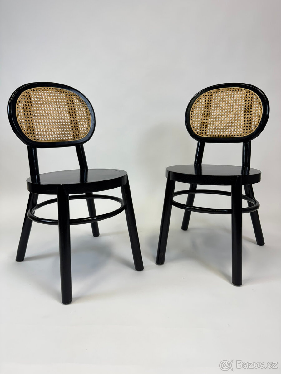 21 kusů zánovních židlí s ratanovým opěradlem -masivní dřevo - 9