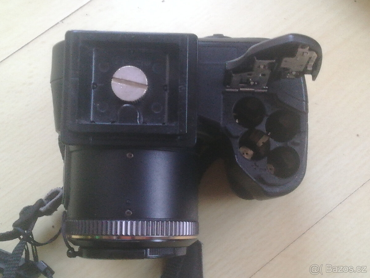 2x FujiFilm Finepix S7000 - zřejmě vadný CCD čip - 9