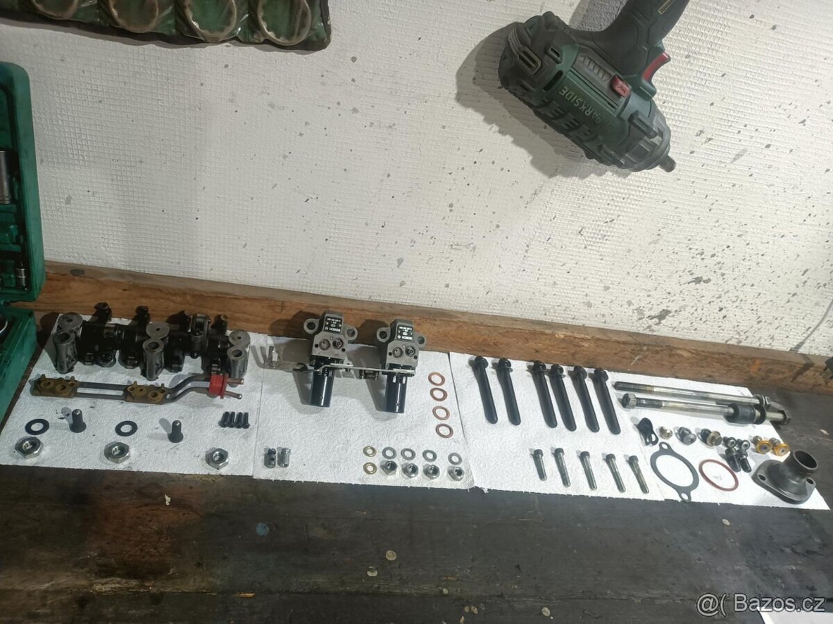 Prodám Microcar lyra odysey + 2 k tomu , díly - 9