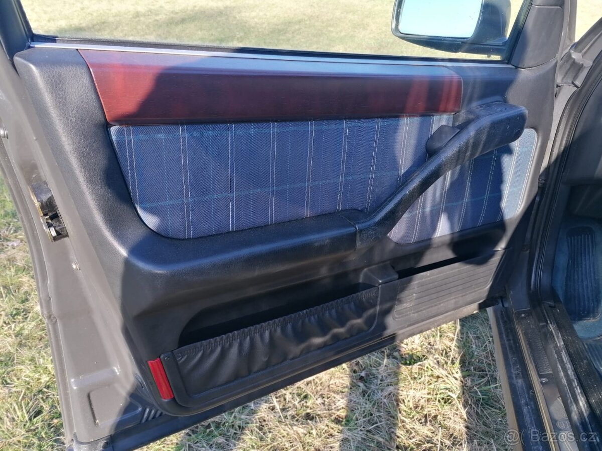 Lancia Thema 2,0 IE 16V - 9