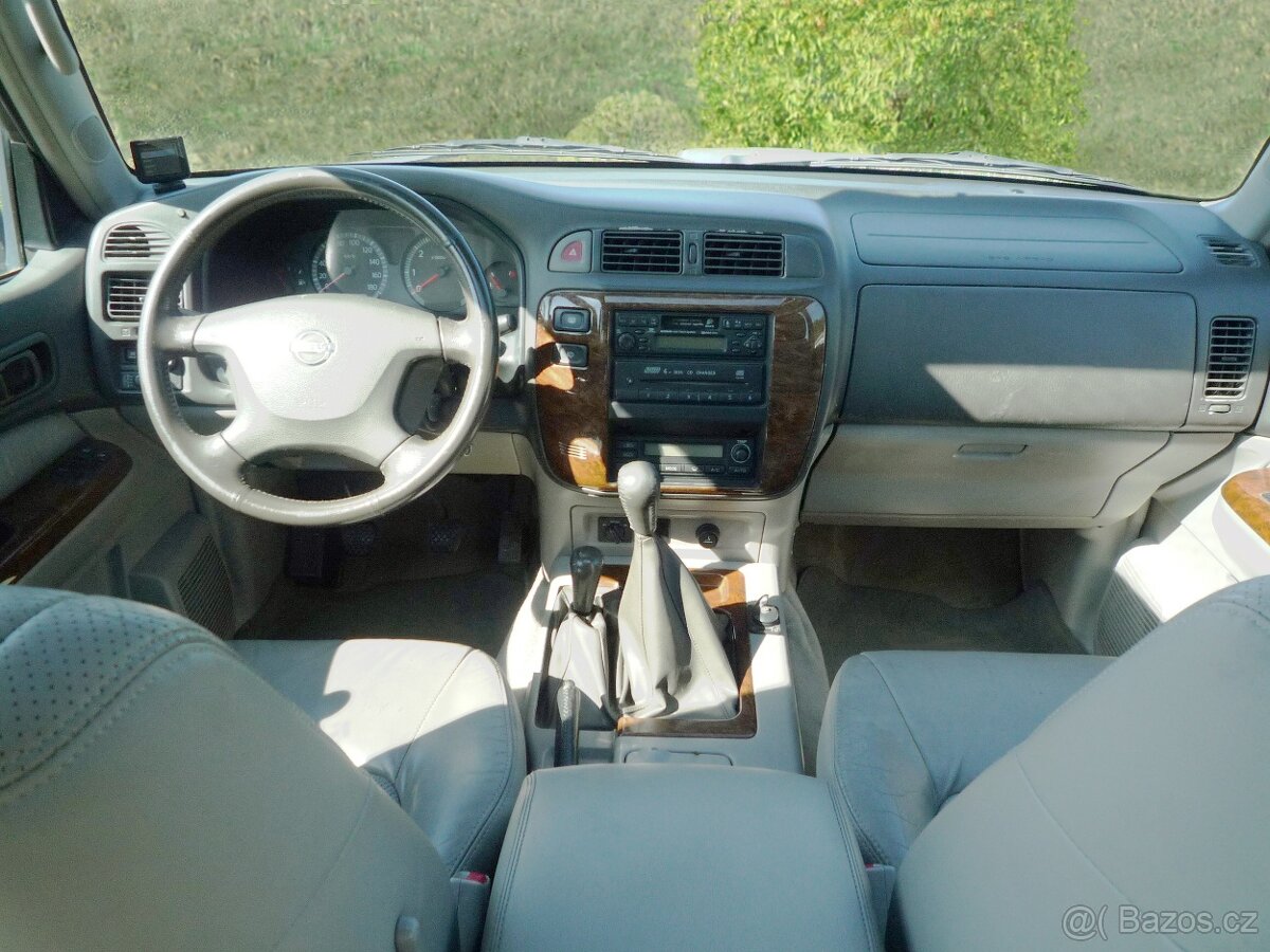 Nissan Patrol 3,0 GR - 9