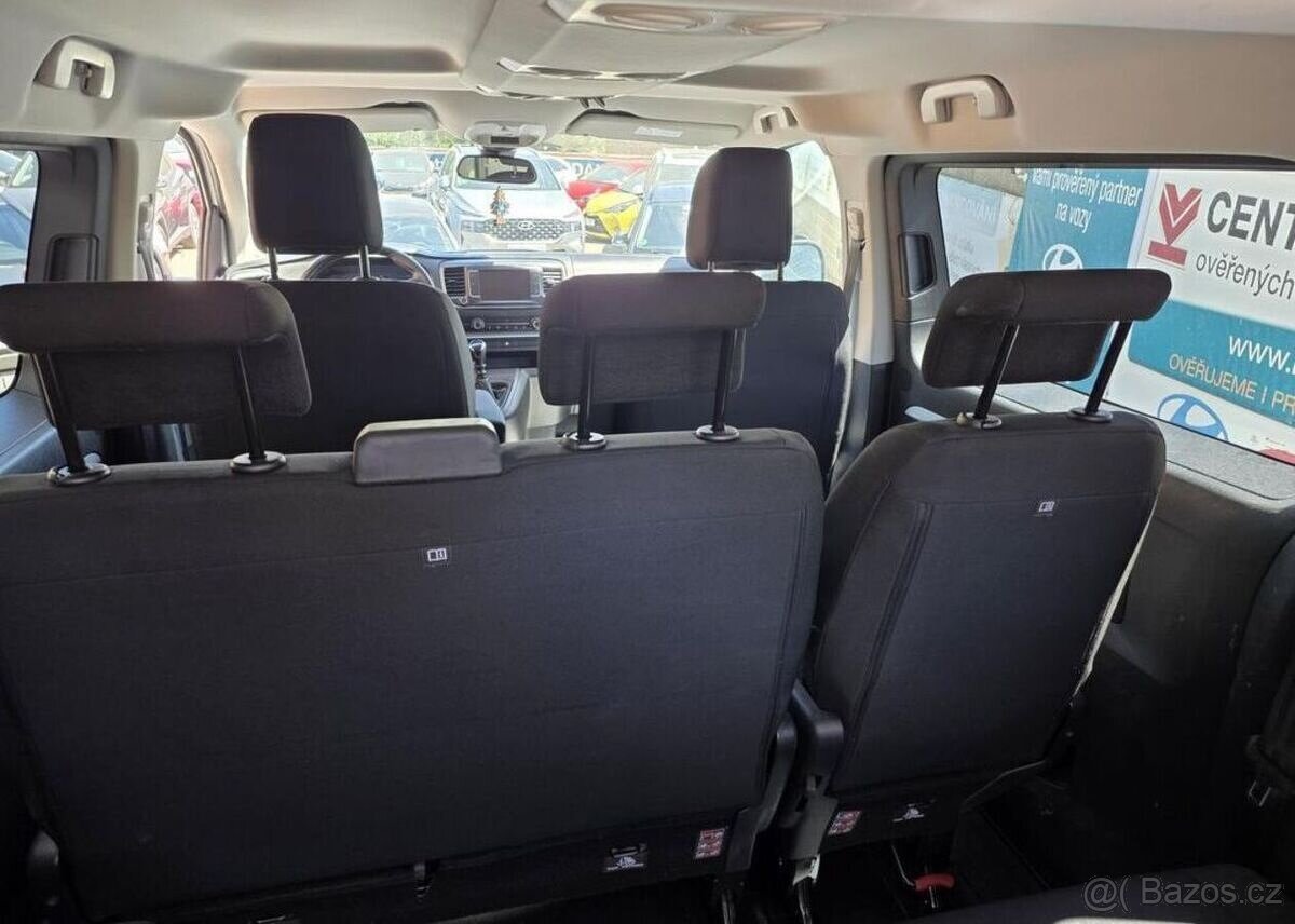 Toyota Verso 1.5-8MÍST-1.MAJITEL-KLIMA - 9
