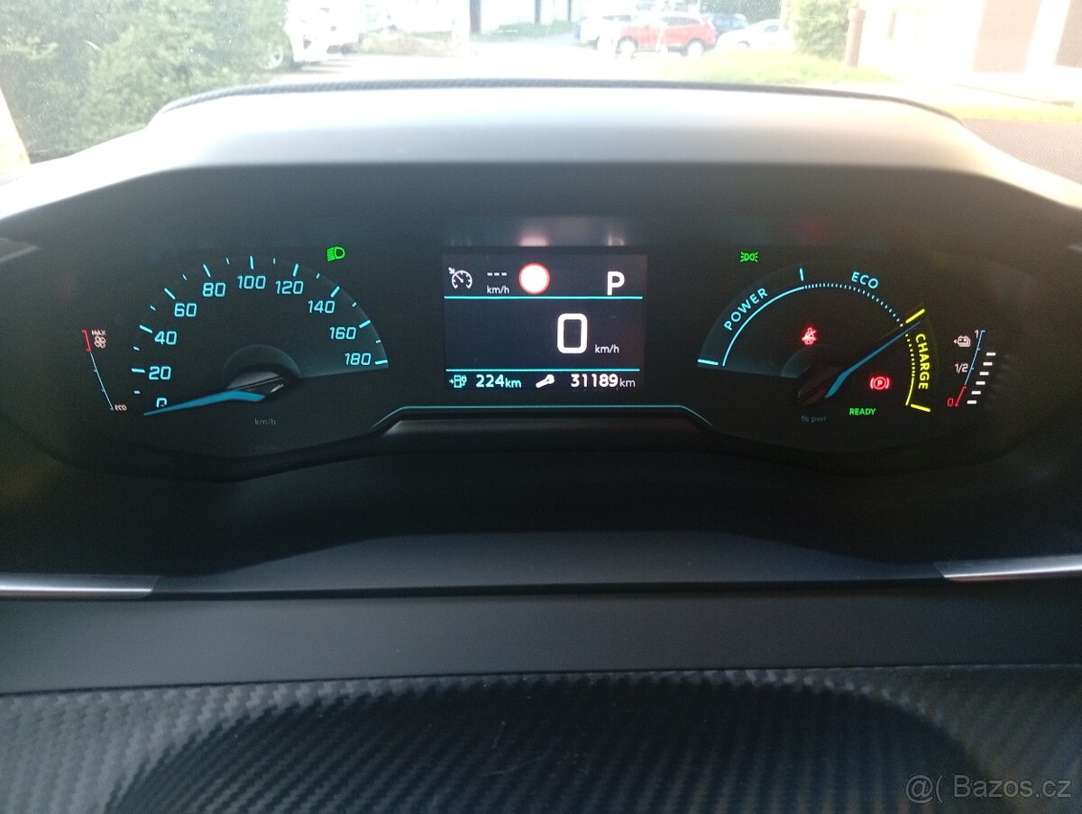 Peugeot E208 II 2022 Allure 34000 km - 9