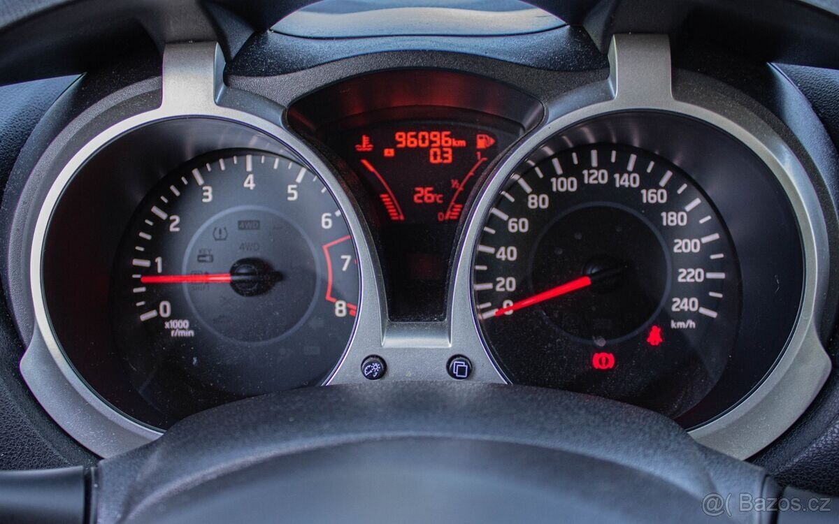 Nissan Juke 1.6 l Visia 69kw - 9