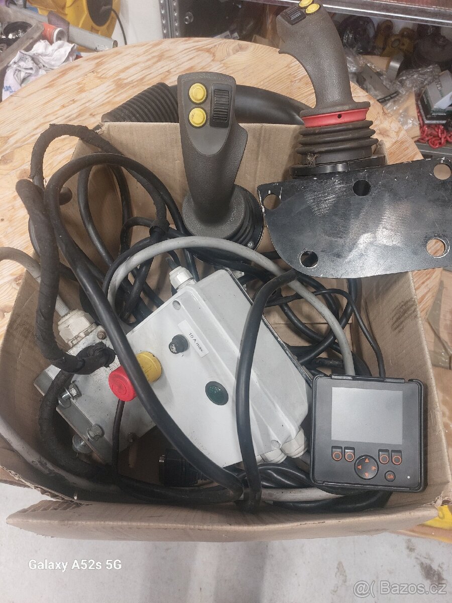 Vyvážečka s pohonem kol Black bruin BB5 - 9