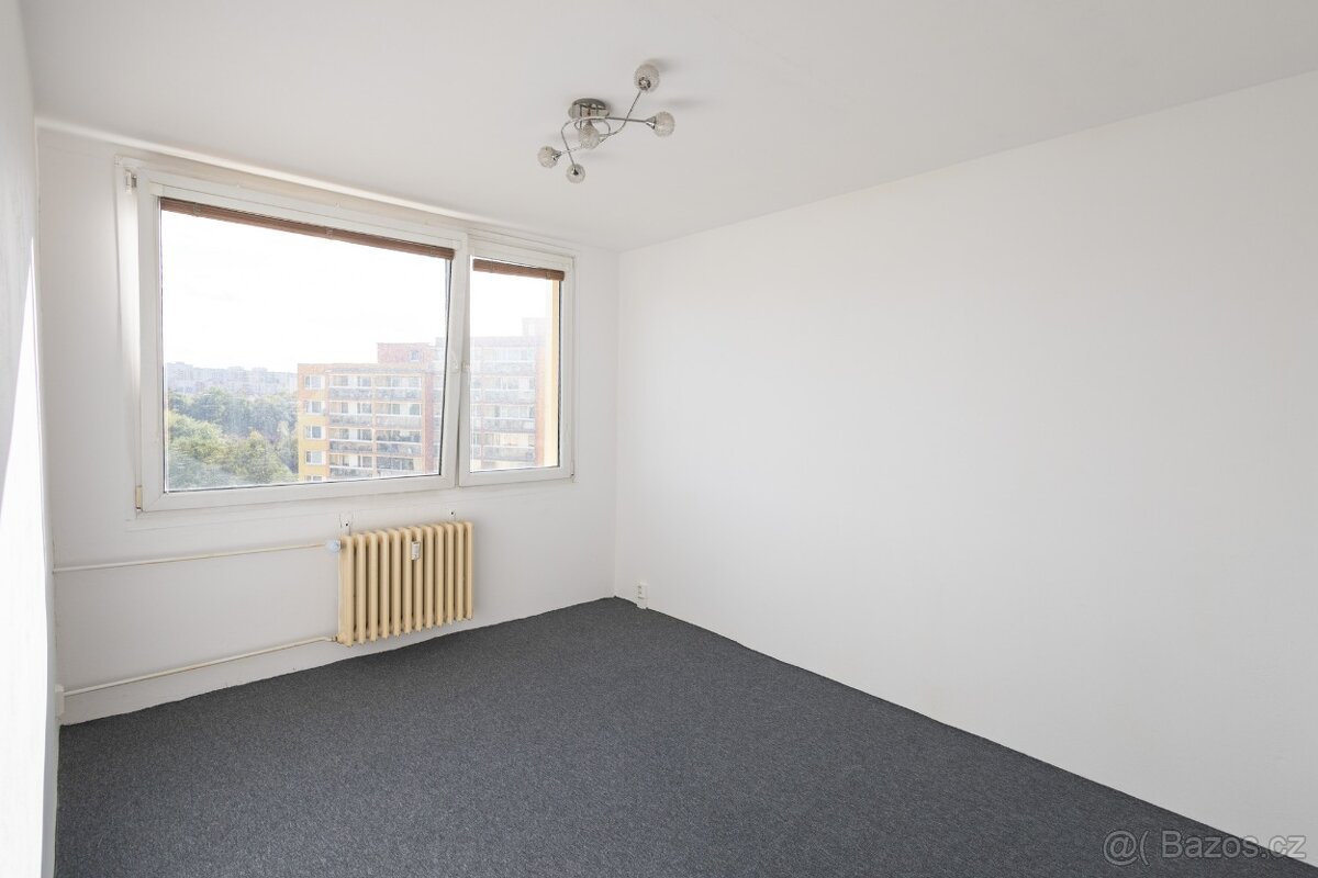 Pronájem bytu 4+1 72 m² Aubrechotvé, Praha - 9