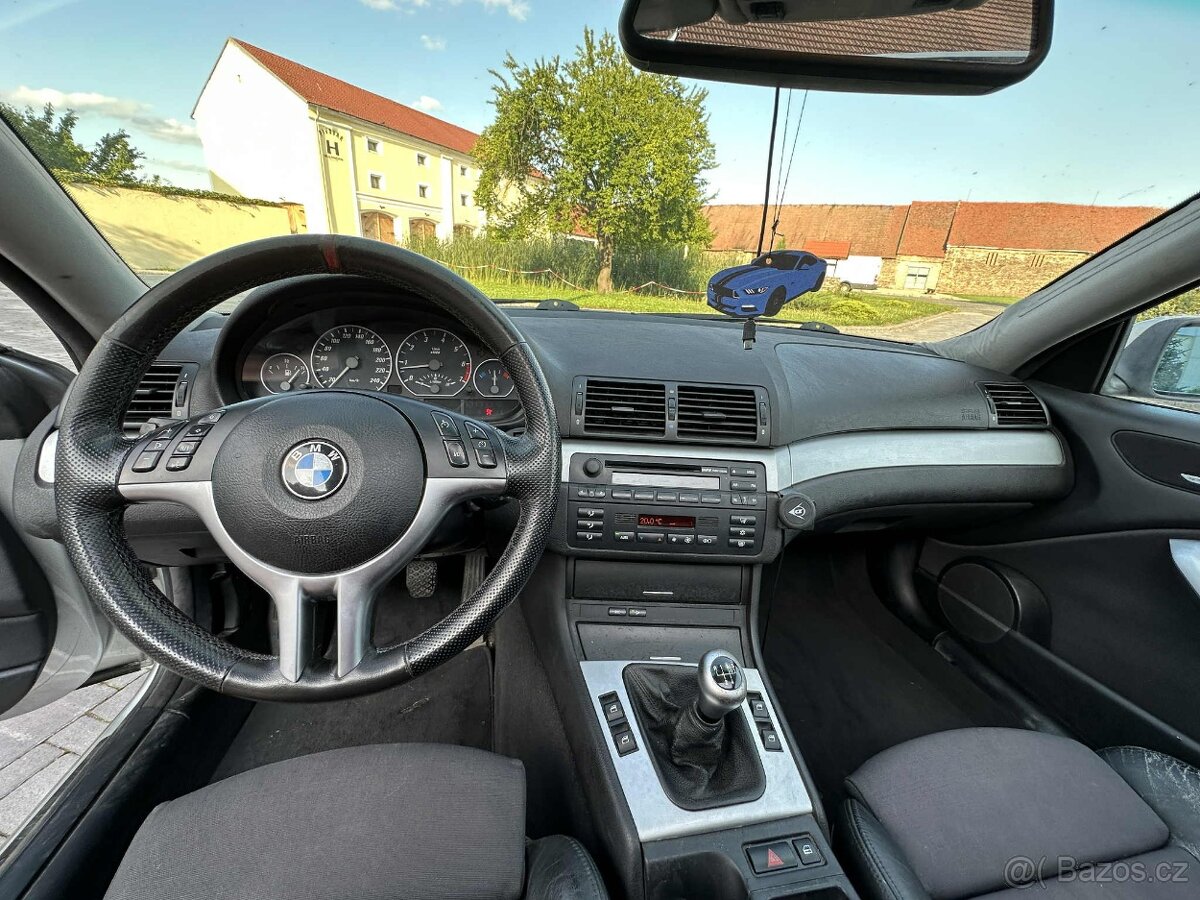BMW 3 E46 330Ci - 9