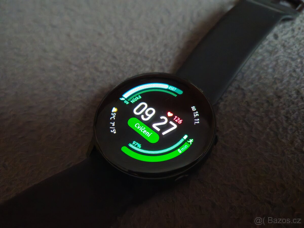 Chytré hodinky Samsung Galaxy Watch Active40mm černé krásné - 9