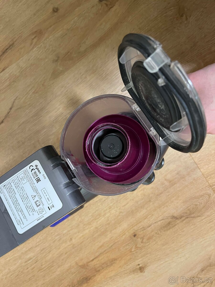 Dyson V6 - 9