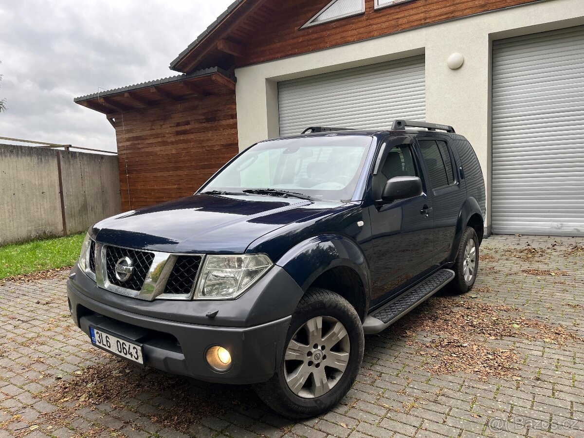 Nissan Pathfinder 2.5 128kw 4x4 7míst - 9