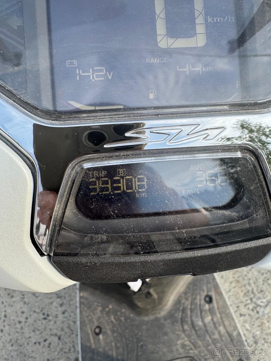 Skútr honda sh 150i - 9