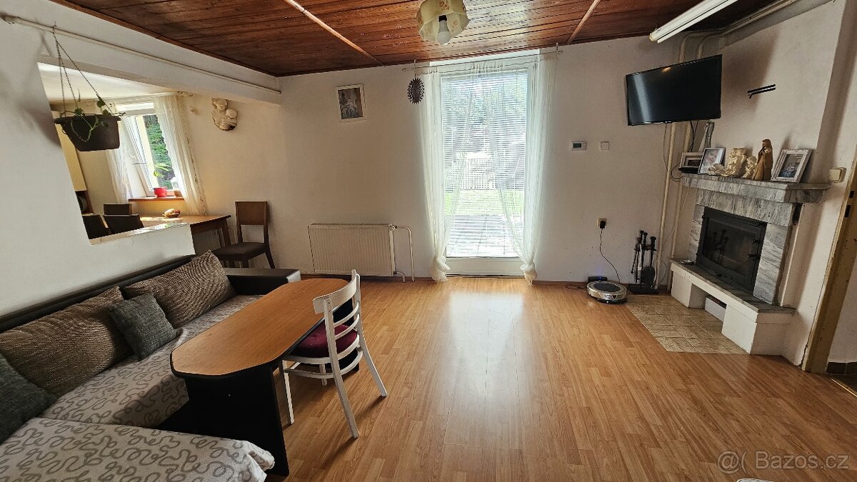 SLEVA RD 5+1 + 2kk na pozemku 1.230m2 Brno-venkov, dvojgaráž - 9