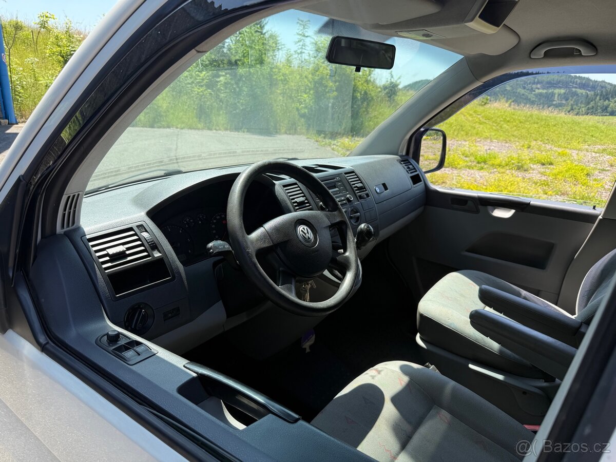 Volkswagen transporter t5 - 9