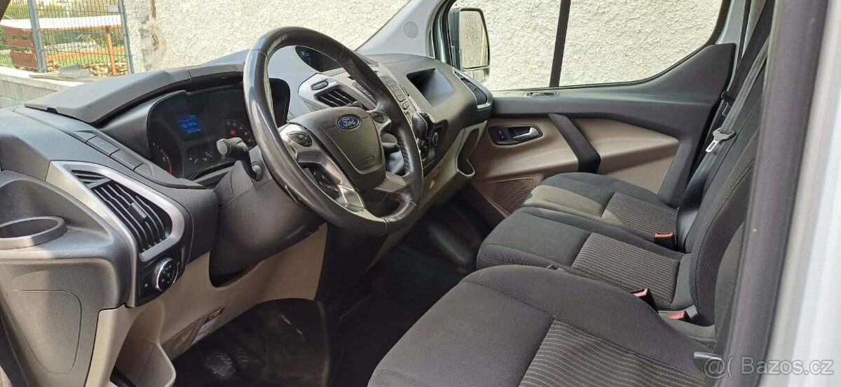 Ford Transit Custom 2.2 TDCi 92 KW, 5 míst - 9