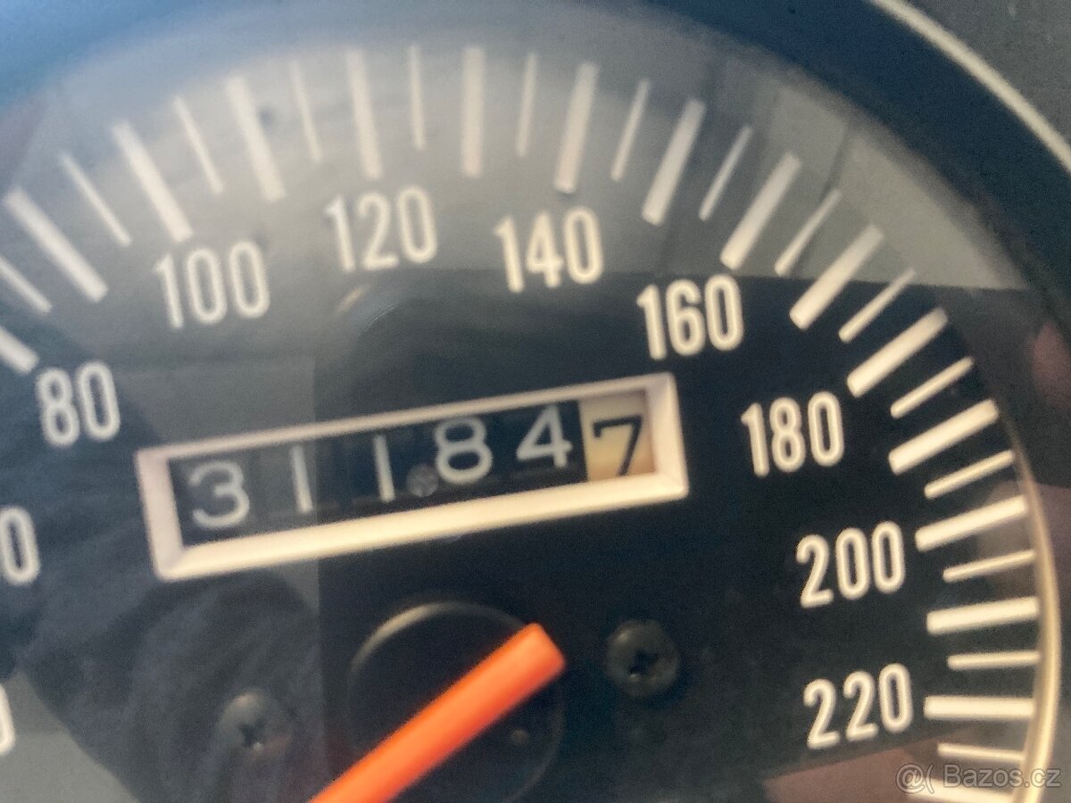 SUZUKI GS 650 Katana - 9