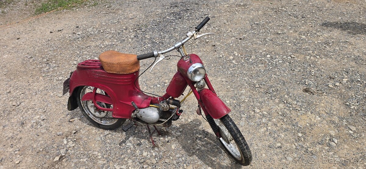 Prodám sbírku motocyklů - 9