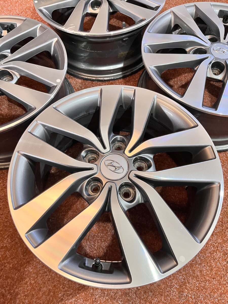 5x114.3 R16 originál disky Hyundai i30 - 9