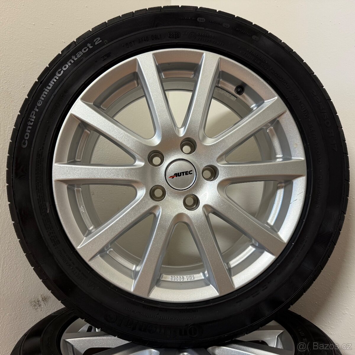 NOVÁ ŠKODA YETI 5x112 R17 ET37+LETNÍ 225/50R17 7mm - 9