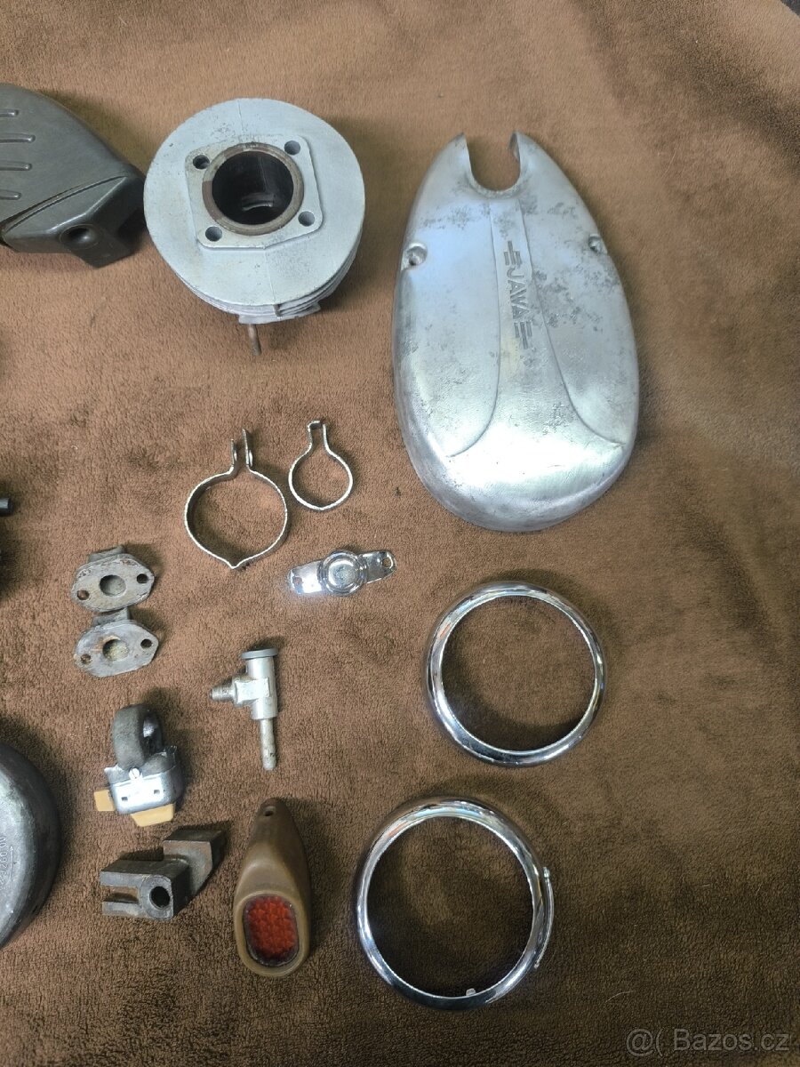 Stadion, Jawetta, díly - 9