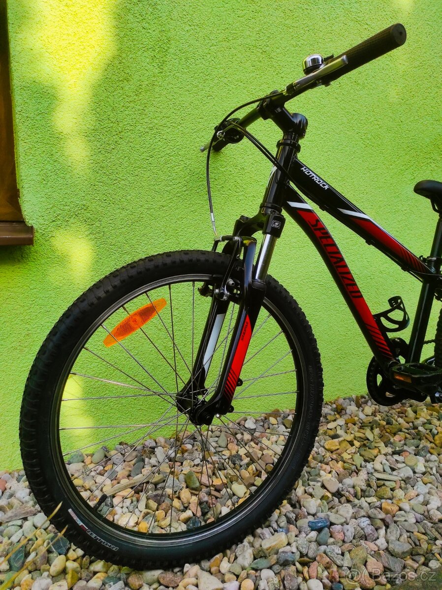 Značkové dětské kolo Specialized24"(černá/červená) - 9