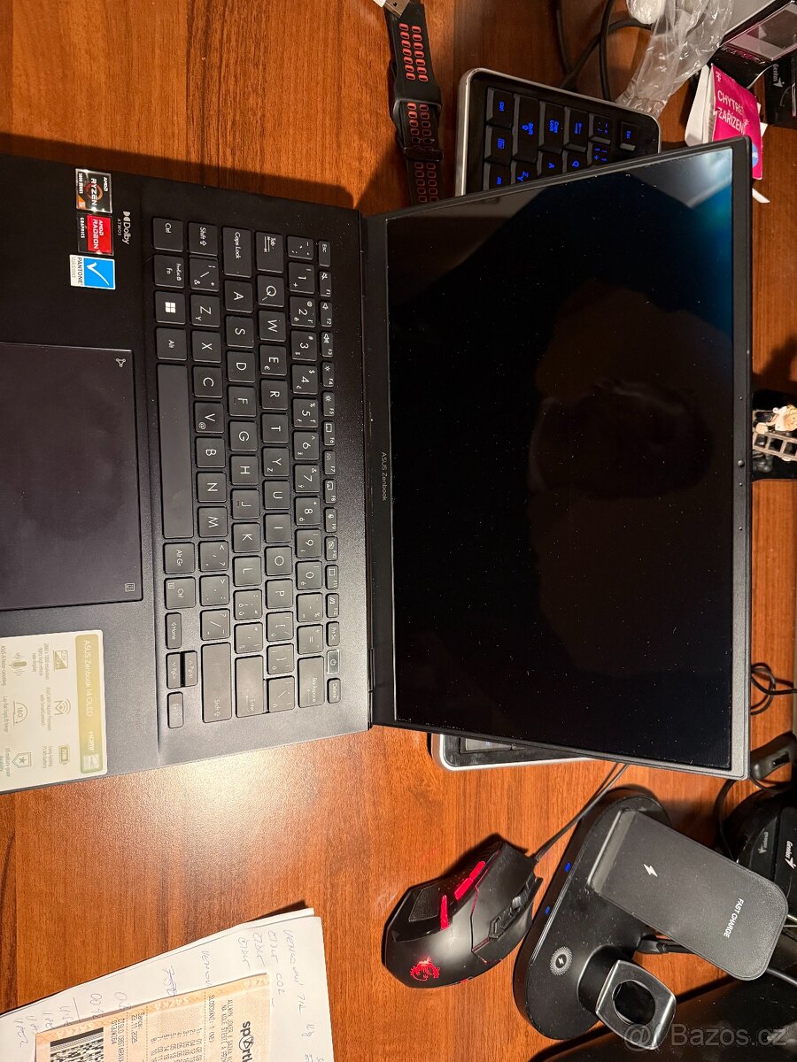 Asus Zenbook 14" OLED - 9