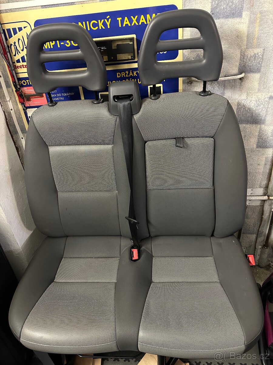 Fiat Ducato – kompletní přední sedadla jako nová (r.v. 2018) - 9
