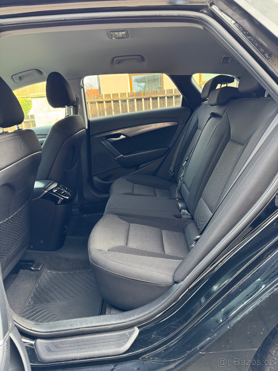 Hyundai I40 1,7CRDi 100kW Experience - 9