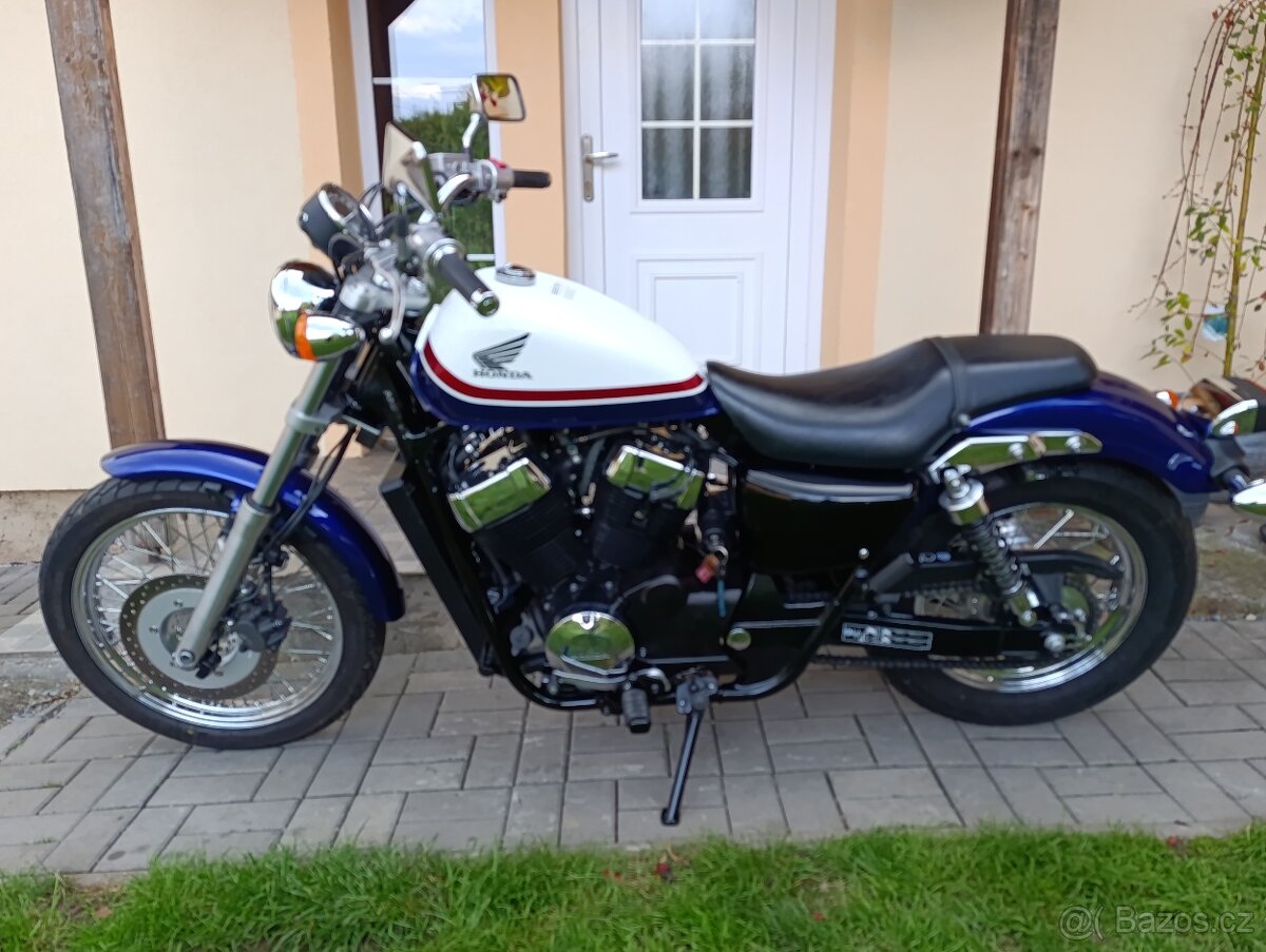 Honda VT 750S - 9