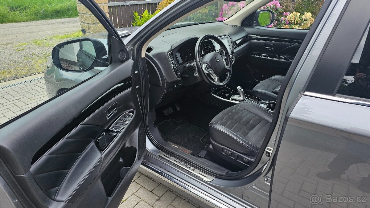 Mitsubishi Outlender 2.4 PHEV 165KW 4WD - 9