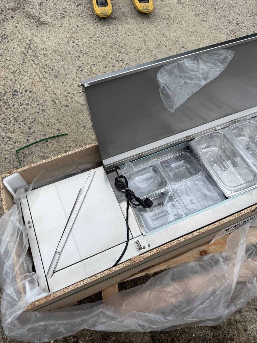 Chladící zařízení Vevor na potraviny, zeleninu a saláty - 9