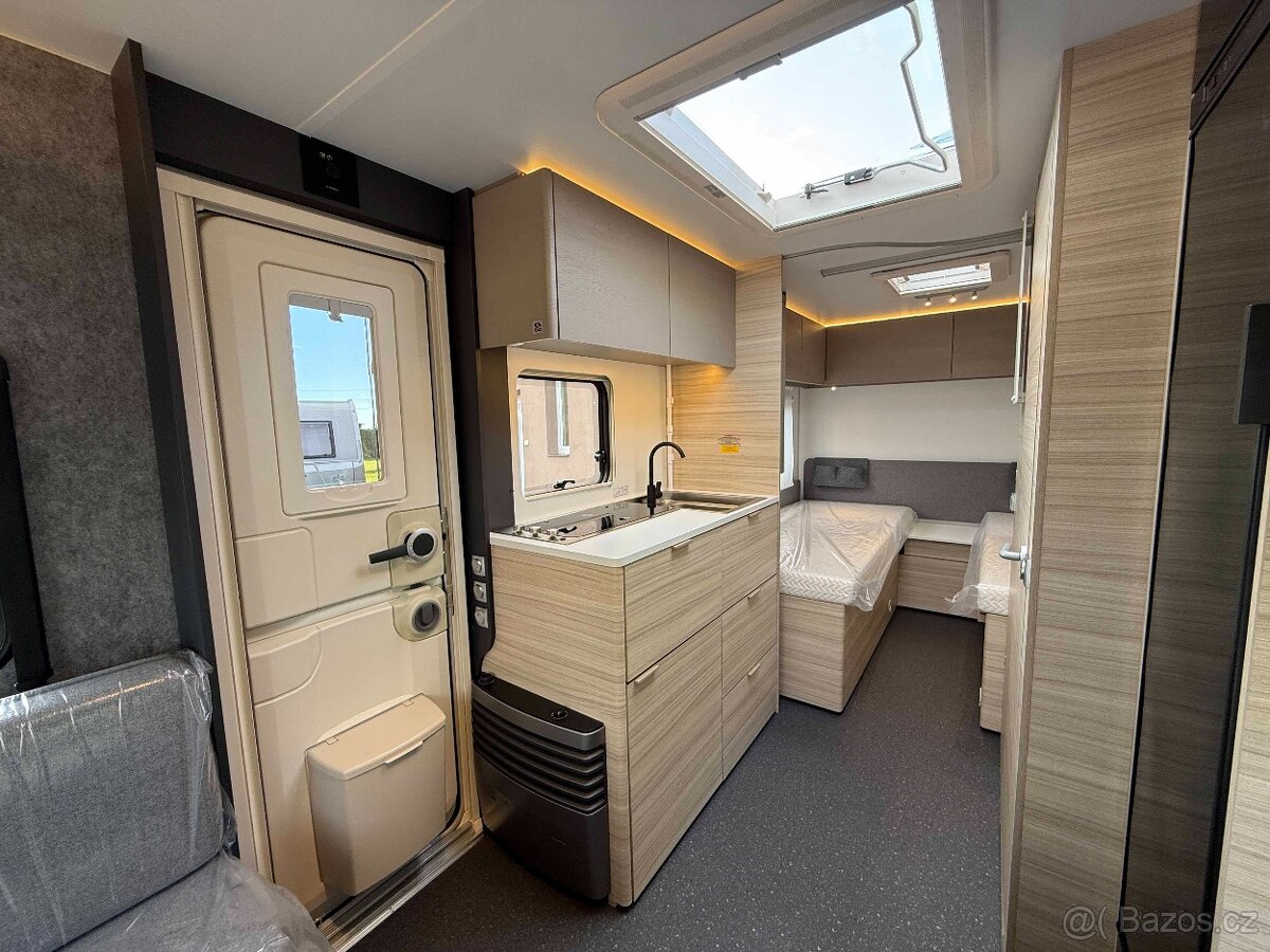 ADRIA ALTEA 502UL Model 2026 60Y EL.PODLAH. TOPENÍ BAT100Ah - 9