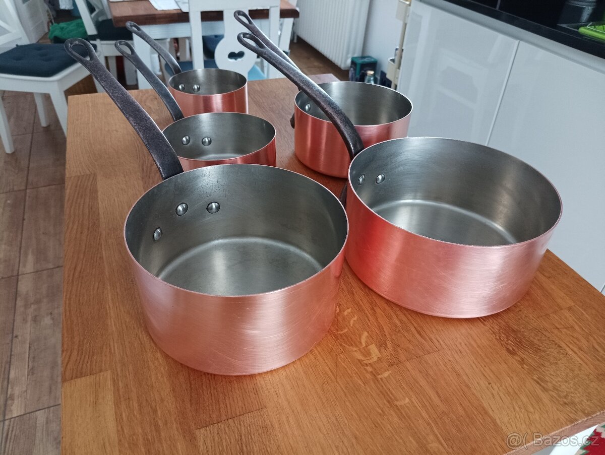 VINTAGE KVALITNÍ MĚDĚNÉ HRNCE TOURNUS FRANCIE 70.LÉTA - 9