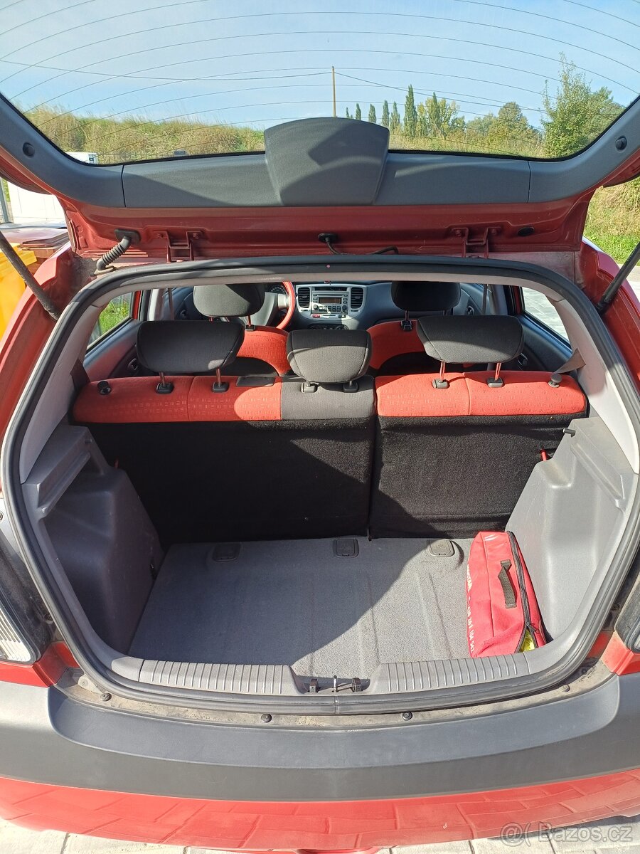 Kia rio, Prvni majitel, klima,plus sada litych kol - 9