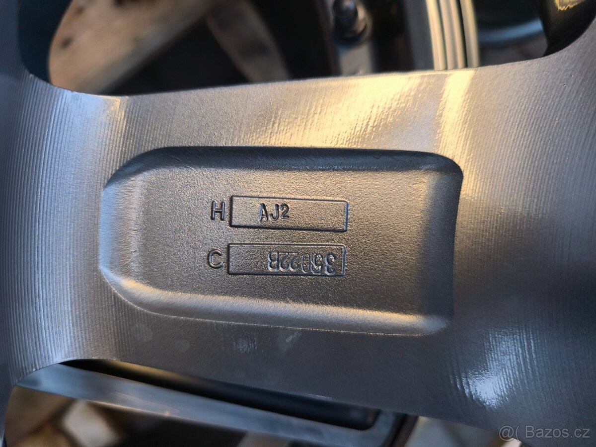 Hliníkové ráfky 19 AUDI Q5 SQ5 A4 B8 B9 A6 C7 C8 kpl 8,5X19 - 9