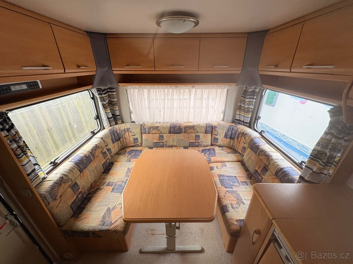 Knaus Sudwind 530, předstan, WC, STK, Palandy - 9